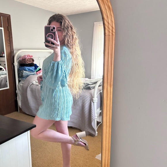 Summer/Spring Blue Romper - Picture 4 of 8